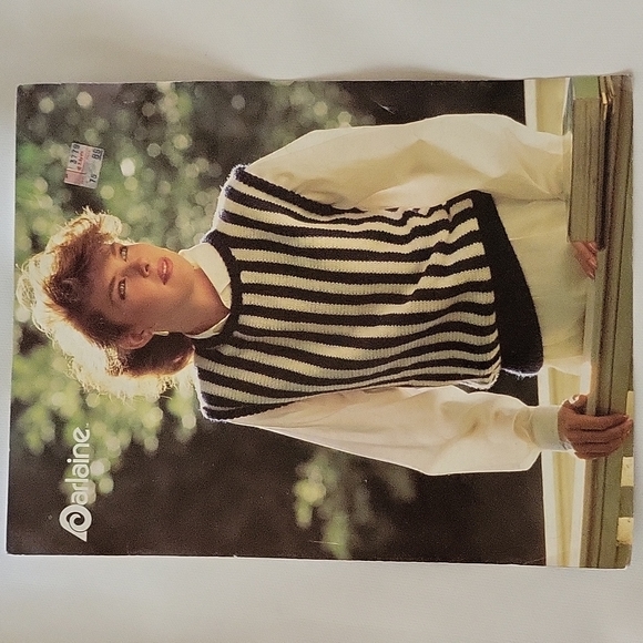 Sleeveless Pullover And Cardigan Knitting Patterns By Darlaine - Picture 4 of 9